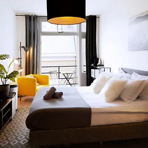  Bed & Breakfast Modern Hideout Ace Location